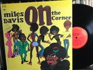 Miles Davis LP On the Corner COLUMBIA EX/EX gatefold CLEAN