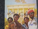 Four Tops Keeper Of The Castle Lp Sleeve Fully Signed
