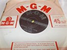 CONNIE FRANCIS - SECOND HAND LOVE / GONNA GIT - INDIAN 7