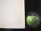 THE BEATLES LP WHITE ALBUM vinyl record UK 1st MONO TOP OPENER LOW No 0037069