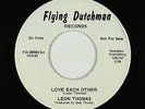Crossover Soul 45 - Leon Thomas - Love Each Other - Flying Dutchman - VG+ mp3