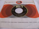 THE VEL-VETS - I GOT TO FIND ME SOMEBODY / WHAT NOW MY LOVE - 20TH CENTURY-FOX