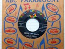 LITTLE TOMMY & the ELGINS doowop Mint minus 45 NEVER LOVE AGAIN / I WALK ON F368