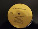 DA UPTOWN VANDALS - VANDALS IN THE HOUSE / BOOM BOX - NO BULL SH7T REMIX.