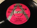 TRISHA NOBLE - Live For Life - UK 1967 MGM PROMO / DEMO 45