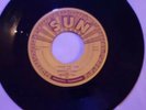 Johnny Cash, I Walk The Line/Get Rhythm, Sun 45 - Record U191 Tennessee Two 241
