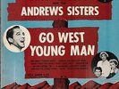 Bing Crosby & the Andrew Sisters 45 box set Go West Young Man Decca, Very Nice