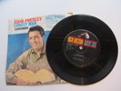 ELVIS PRESLEY  SURRENDER / LONELY MAN  RCA VICTOR  37-7850 COMPACT SINGLE  33