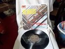 THE BEATLES PLEASE PLEASE ME STEREO ALBUM GOLD PARLOPHONE LABEL MINT CONDITION