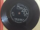 Gladys Knight And The Pips - I Know Im Losing You / Just Walk In My Shoes Tamala