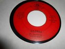 SWEET SOUL:Young Mods ,Gloria ,vinyl g+ ,plays better.
