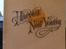  ORIGINAL 1972 VINYL ALBUM-NEIL YOUNG- HARVEST-NEAR MINT 