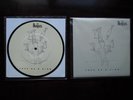 THE BEATLES 45 & PICTURE DISC ' FREE AS A BIRD / CHRISTMAS TIME ' BOTH NR MINT