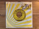 Johnny Cash  ?– So Doggone Lonesome / Folsom Prison Blues 1955 Sun 232 45 NM-
