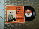 EP KENNY YOUNG/JUST A LITTLE BIT BETTER - THE GOODNIGHT KISSES/IF HE KISSED ME