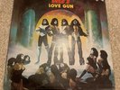 KISS Love Gun vinyl record LP Dressed alive crazy monster rock destroyer