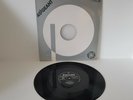 JOHNNY HALLYDAY - MAXI 45T GEANT NE ME QUITTE PAS REF 6863247 HORS COMMERCE RARE