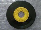 Elvis Presley Original Thats All Right/Blue Moon Of Kentucky Sun 45 Push Marks