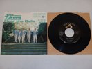 TOKENS: Hear The Bells / A-b-c, 1-2-3 45 CLEAN  1963 45 RCA Victor 47-8210