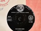 45rpm single - Elvis Presley - Blue Suede Shoes/Tutti Frutti (VG+)
