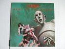 QUEEN NEWS OF THE WORLD GATEFOLD VINYL LP 1977 ELEKTRA 6E-112 (VG+/VG+)