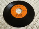 THE UNIQUES LOOK AT ME/BOSSA NOVA CHA CHA CHA  MR. CEE 100