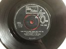 GLADYS NIGHT AND THE PIPS-take me in your arms and love me-TMG 864- SUPER RARE