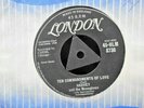 HARVEY & THE MOONGLOWS 