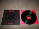 MOTLEY CRUE Shout At The Devil LP Original 1983 - EX / EX VINYL
