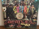 BEATLES Sgt Peppers UK 1967 Vinyl LP Mono pressing. PMC 7027 With Insert