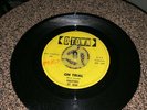 Fugitives - On Trial 45 D-Town Rare Detroit Garage rock Hideout