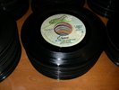 (  125 )  45 RPM RECORDS /   ROCK N ROLL -  R & B  /    1970'S  & 1980'S   HITS