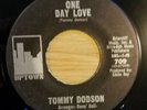 Rare Northern Soul Tommy Dodson, One Day Love b/w Mind Reader Uptown 709