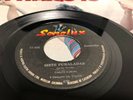 CARLOS ROMAN Y LOS VIAJEROS “7 Puñaladas “ GUARACHA 45 Rpm Colombia Sonolux