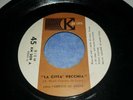 FABRIZIO DE ANDRÉ LA CITTÀ VECCHIA vs DELITTO DI PAESE label KARIM