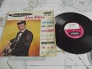 VENDS  25 CM     JOHNNY  HALLYDAY    TÊTE  A TÊTE  AVEC  JOHNNY  HALLYDAY LD 549