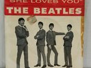 The Beatles SHE LOVES YOU - I'll GET YOU 45 RPM Swan S-4152 Lennon McCartney