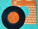 THE ZOMBIES - TIME OF THE SEASON.. *RARE* 1968 ORIGINAL UK RELEASE 7