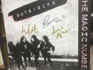 THE MAGIC NUMBERS - OUTSIDERS (2018) AUTOGRAPHED VINYL LP IN EXCELLENT CONDITION