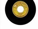 Ray Smith ROCKABILLY 45 (SUN 319) Rockin' Bandit/Sail Away