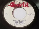 RARE/  LEE PERRY - KISS ME NECK ( horns cut) on 1st press BLACK ART label