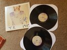 TAYLOR SWIFT 2LP. 1989. * HAND SIGNED BY TAYLOR* HAND SIGNED BY TAYLOR* 2LP VINY
