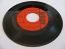THE UNITED FOUR - SHE'S PUTTING YOU ON / GO ON - HARTHON