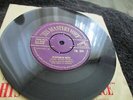 EX/EX ELVIS PRESLEY HEARTBREAK HOTEL 7