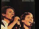 VINYL LP Simon And Garfunkel - Concert In Central Park 2LP w/ booklet VG++/NM-