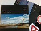 Pearl Jam Yield 1998 Europe Epos 489365-1 LP inner Hülle Sticker 5099748936516