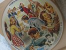 78rpm records with Peggy Lee and Dinah Shore, and others. Some are picture LPs