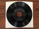 The Velvetones ?– I Love Her So/The Glory Of Love 1957 Aladdin 3372 45 Vinyl VG+