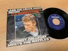 JOHNNY HALLYDAY MEETS THE RATTLES LASS DIE LEUTE DOCH REDEN 7