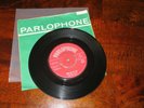 THE BEATLES....SHE LOVES YOU. IRISH ISSUE.RED LABEL 1963 ORIG..1N. 1N VG++